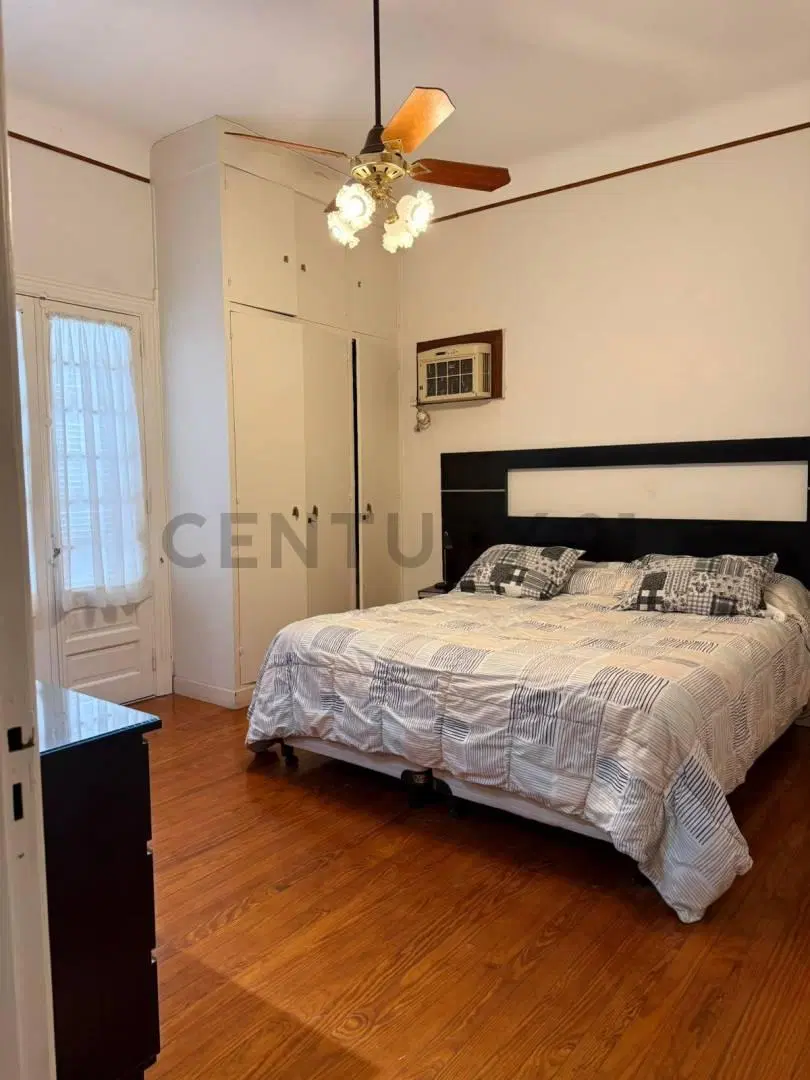 VENTA DE HERMOSA CASA DE 3 HABITACIONES CON PILETA Y COCHERA EN EL CENTRO DE VENADO TUERTO 5