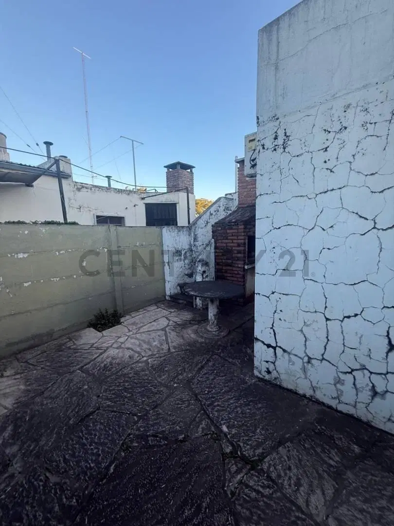 CASA PARA RECICLAR EN VENTA 2