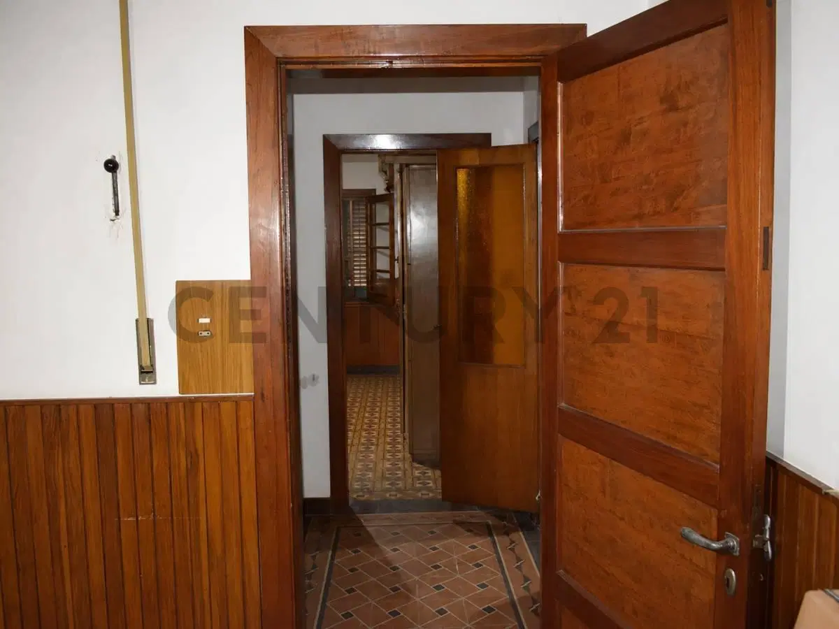 Casa de 3 dormitorios con cochera y galpón - Mauipu y Azcuenaga, Venado Tuerto. 3