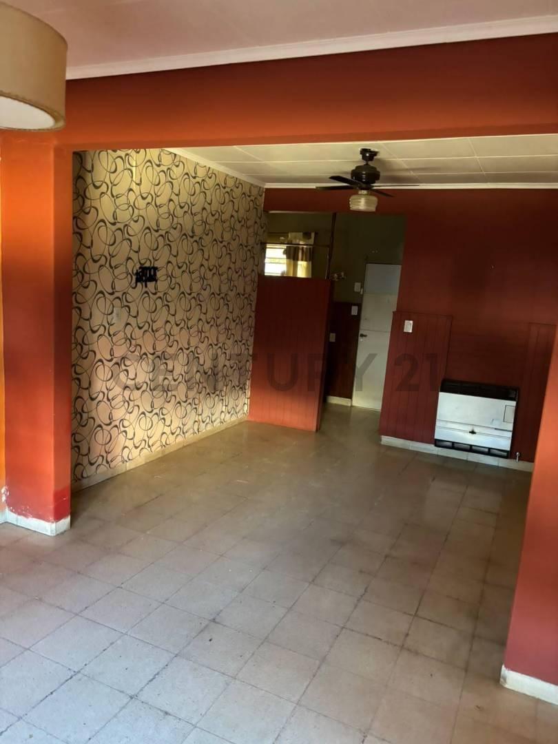 Foto de Casa en venta con cochera en pleno centro, imagen 4