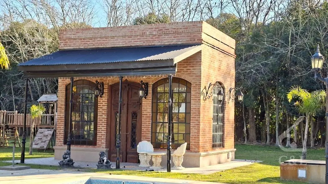 Casa en Estancia Benquerencia 244 2