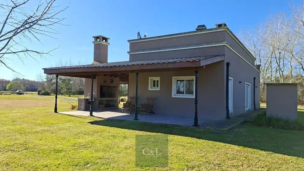 Casa en Estancia Benquerencia 61 4