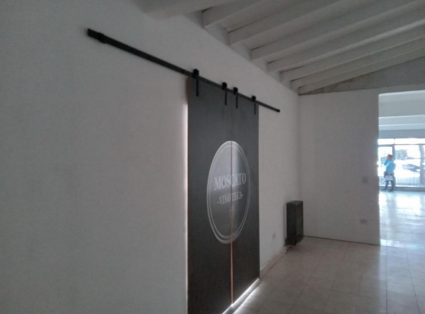 Foto de Local - Cipolletti, imagen 1