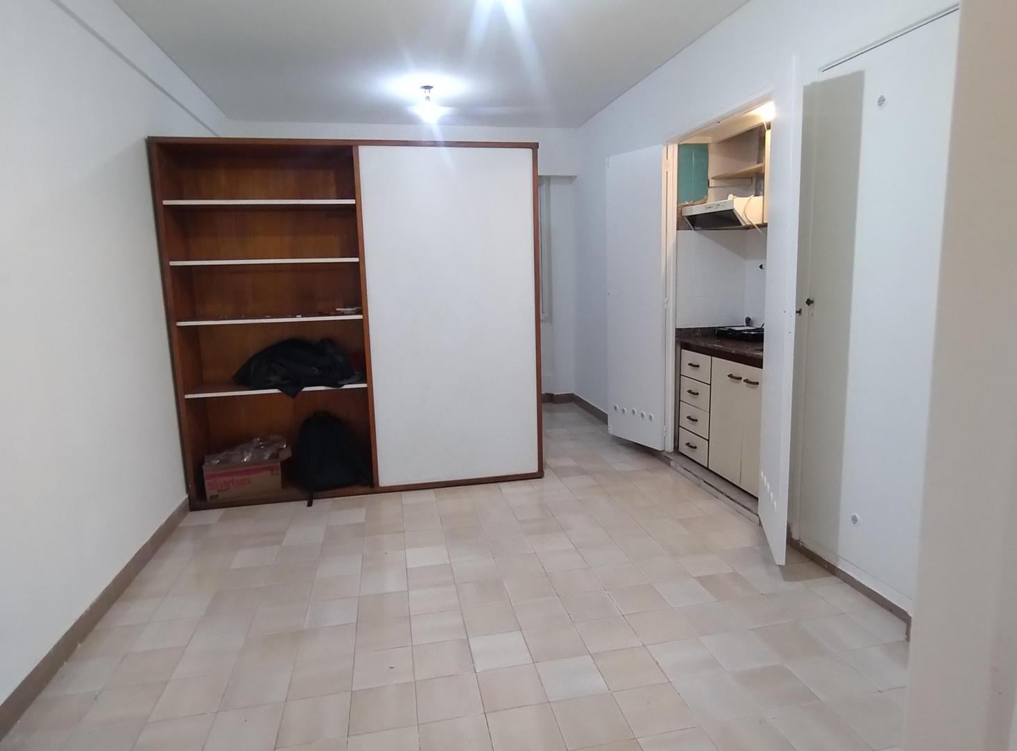 Foto de COMFORTABLE MONOAMBIENTE EN SAN NICOLAS, CERCA DE SUBTE B Y SUBTE D, imagen 1