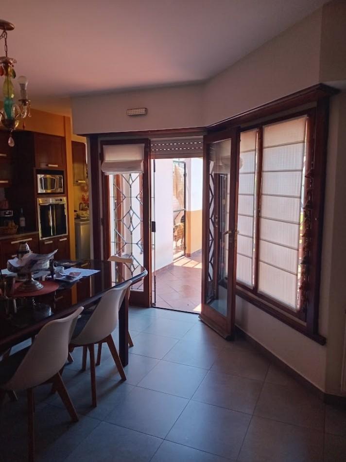 Foto de CASA 6 AMB CON PARQUE Y PILETA - CHAUVIN - APTA CREDITO, imagen 5