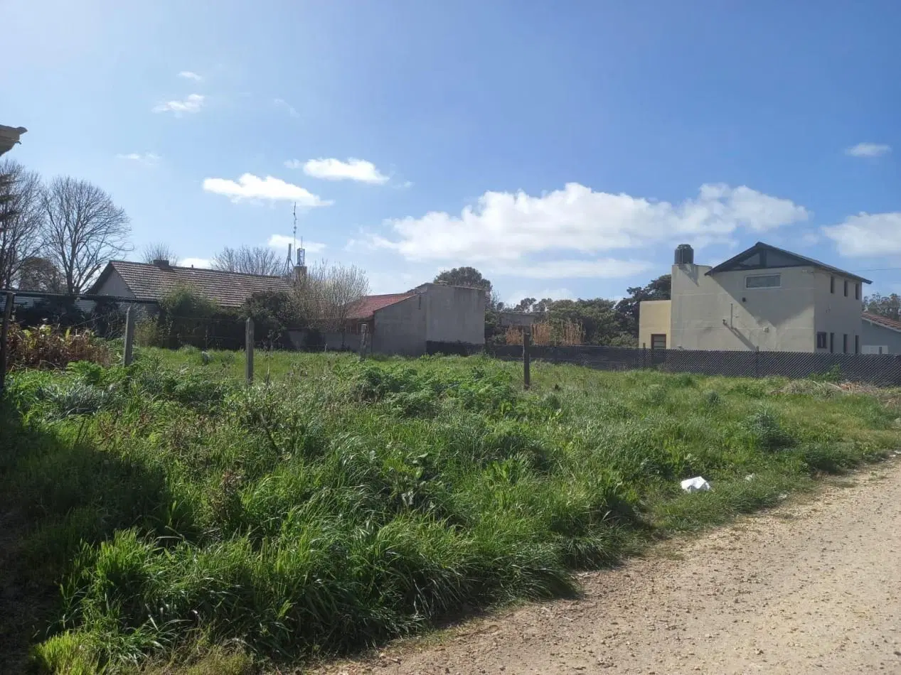 Lote en Barrio Jardin 3