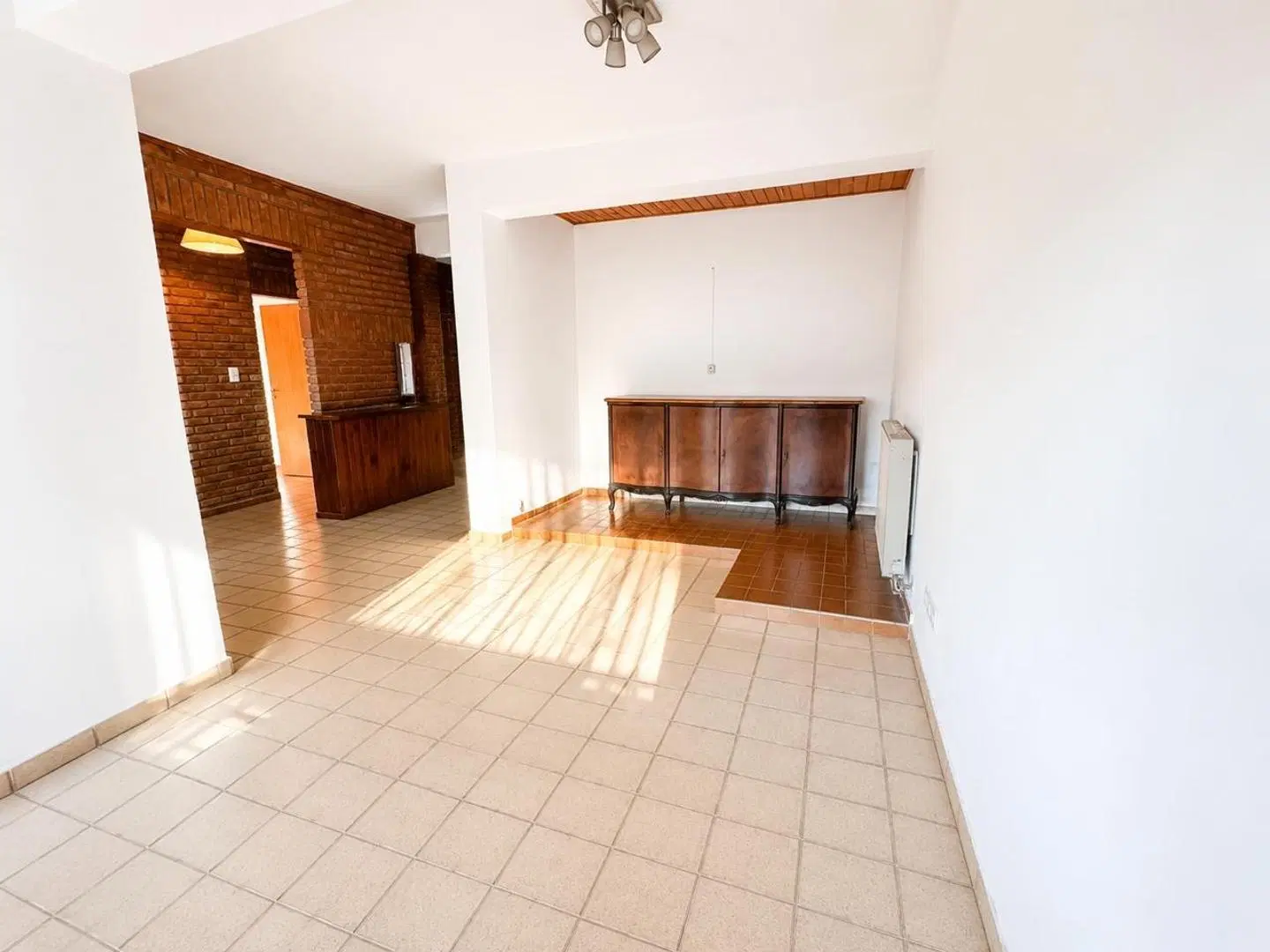 Casa centrica en San Vicente 4