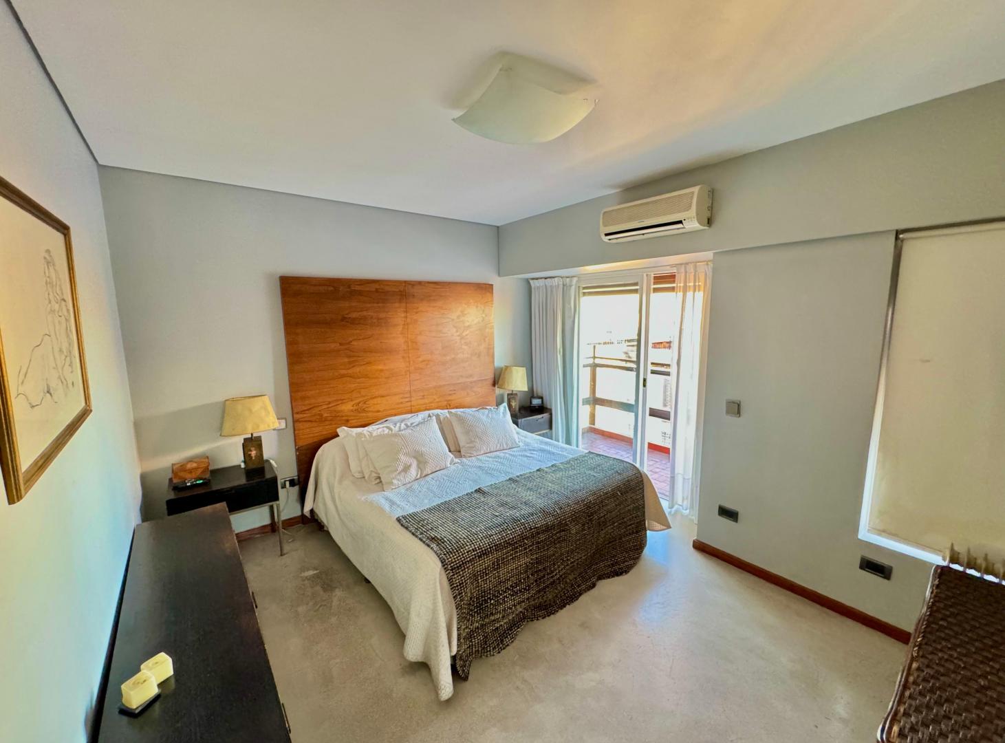 Foto de VENTA DPTO 5 AMB PISO 22 VISTA PANORÁMICA LUMINOSO CON BALCÓN, BAULERA, imagen 5