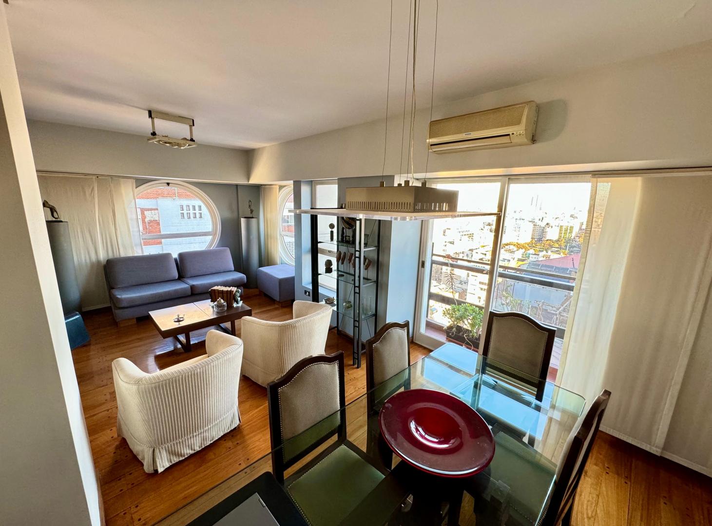 Foto de VENTA DPTO 5 AMB PISO 22 VISTA PANORÁMICA LUMINOSO CON BALCÓN, BAULERA, imagen 2