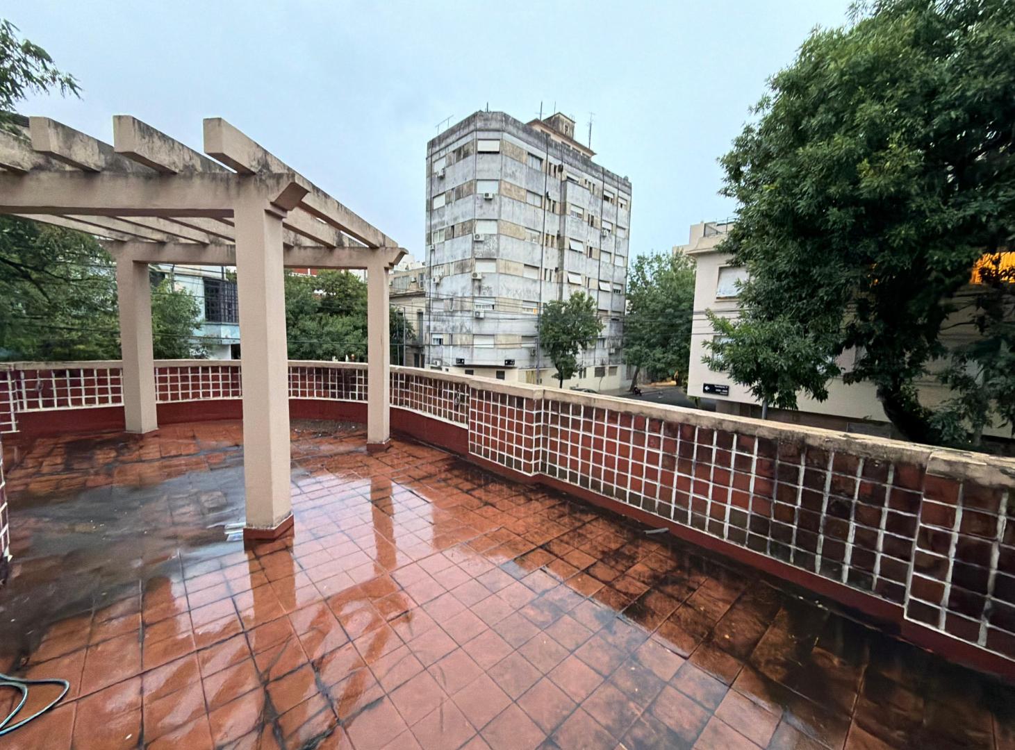CASA LOTE PROPIO 4 AMBIENTES CON PATIO, TERRAZA Y COCHERA