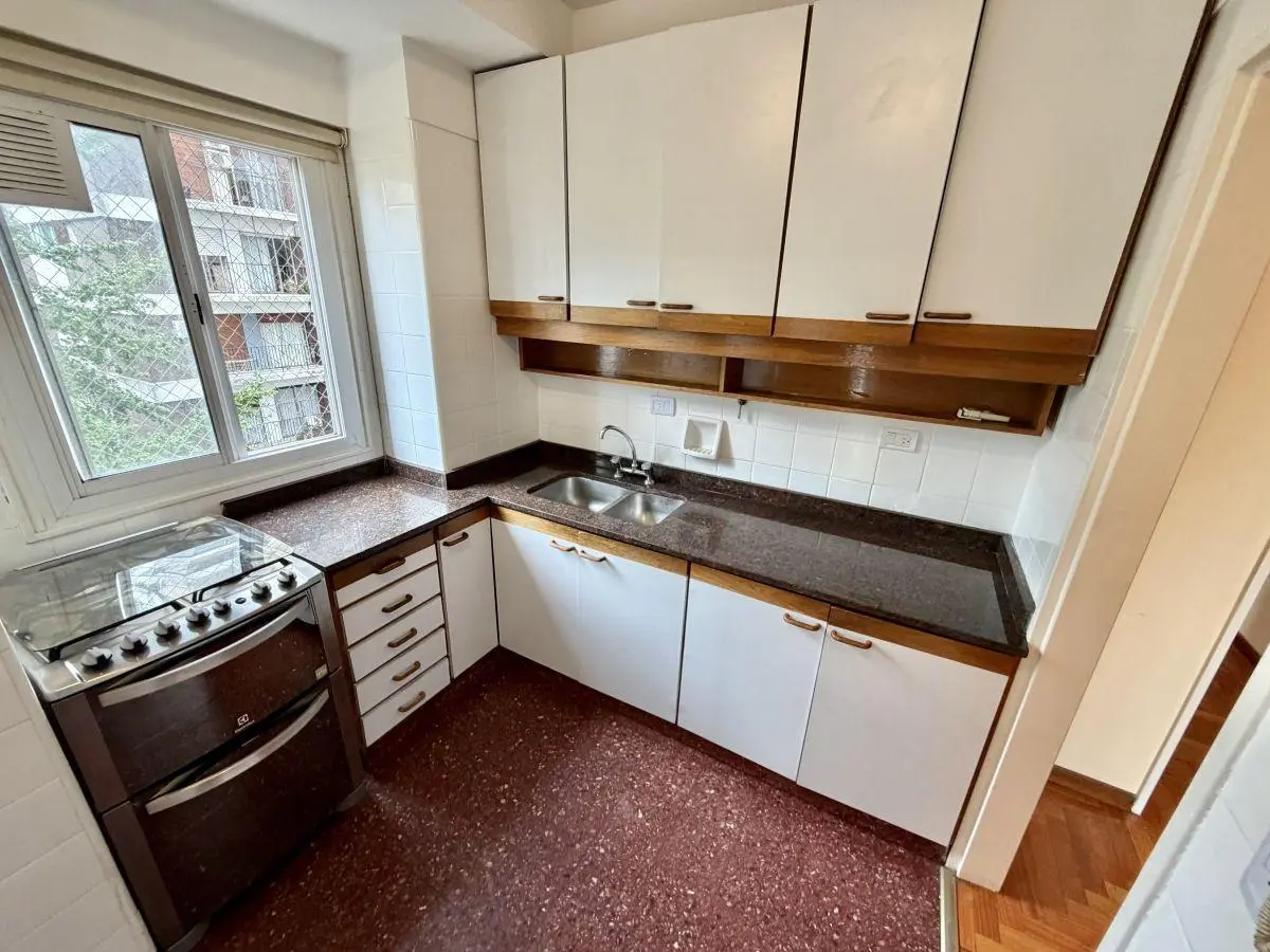 VENTA SEMIPISO 4 AMB CON BALCÓN, COCHERA Y BAULERA 5