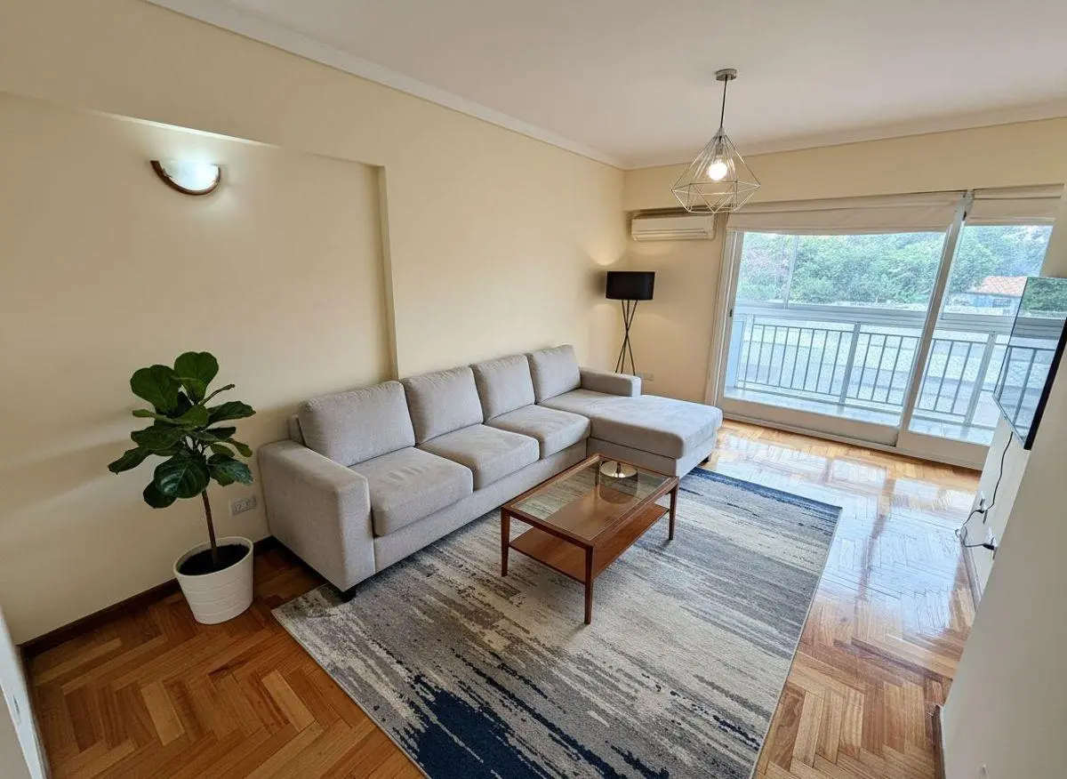 VENTA SEMIPISO 4 AMB CON BALCÓN, COCHERA Y BAULERA 2