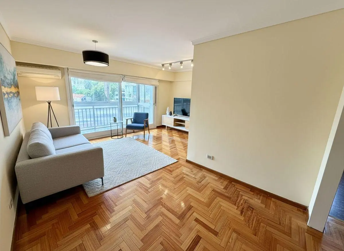 VENTA SEMIPISO 4 AMB CON BALCÓN, COCHERA Y BAULERA 1
