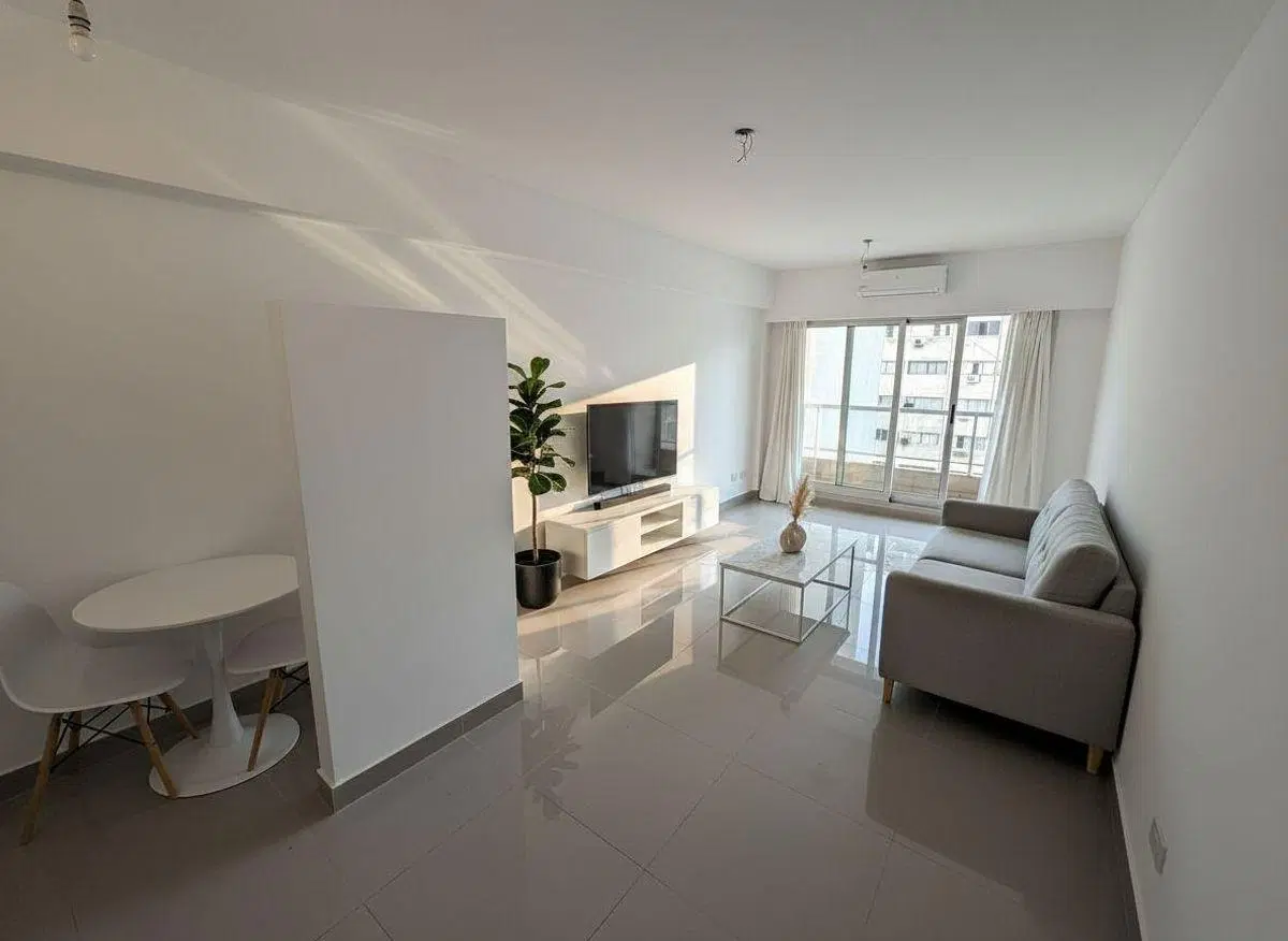 MONOAMBIENTE LUMINOSO CON BALCÓN Y AMENITIES 4