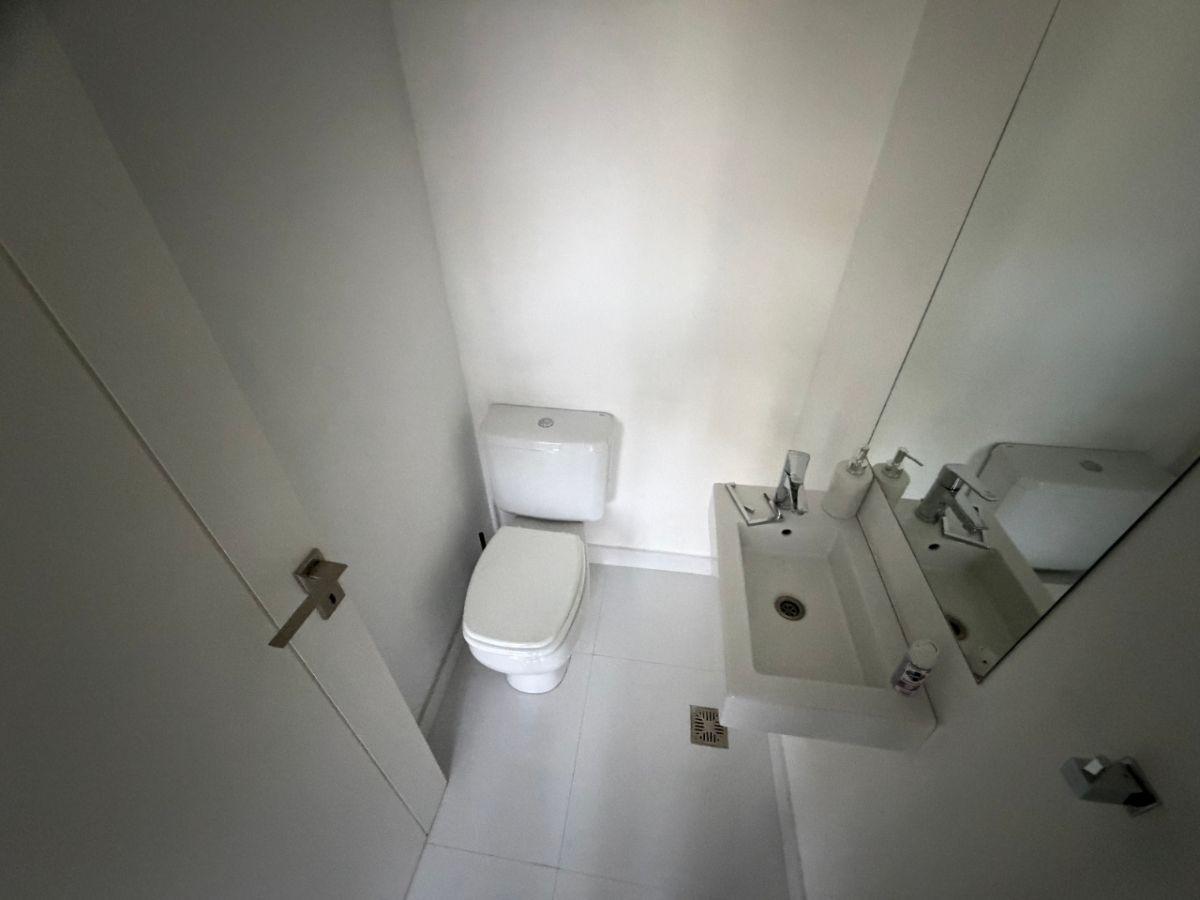 Foto de ALQUILER DPTO 2 AMB AMPLIO LUMINOSO CON BALCÓN, FULL AMENITIES Y, imagen 4