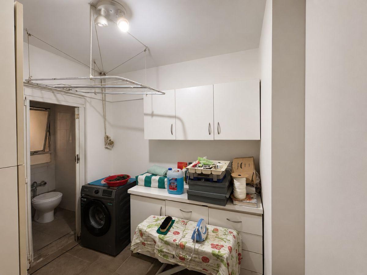 Foto de VENTA SEMIPISO 4 AMBIENTES CON BALCON, DEPENDENCIA Y COCHERA DOBLE EN, imagen 4