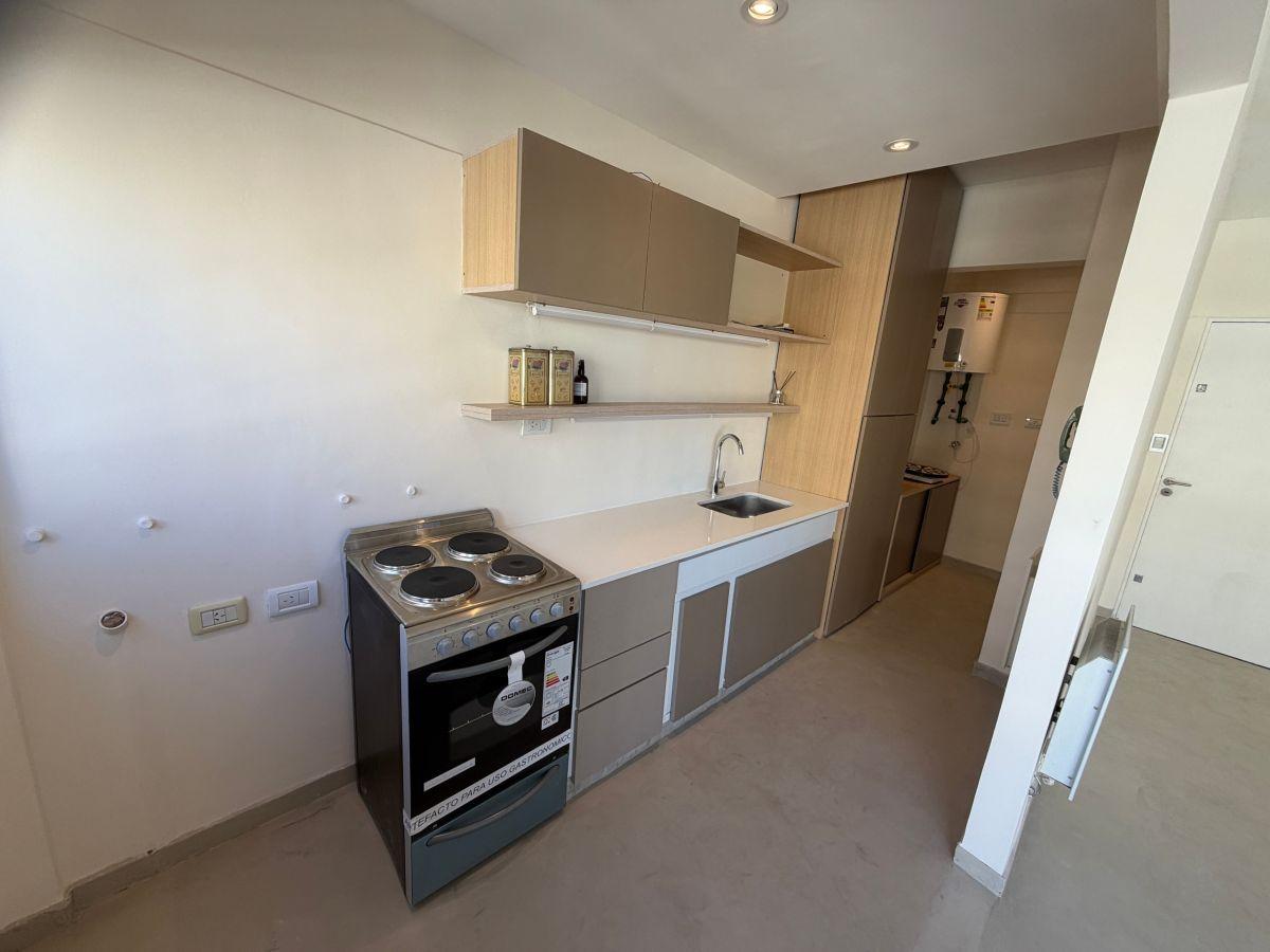 Foto de VENTA DPTO 2 AMB CON BALCÓN CORRIDO REFACCIONADO VISTA PANORÁMICA AL RÍO, imagen 5