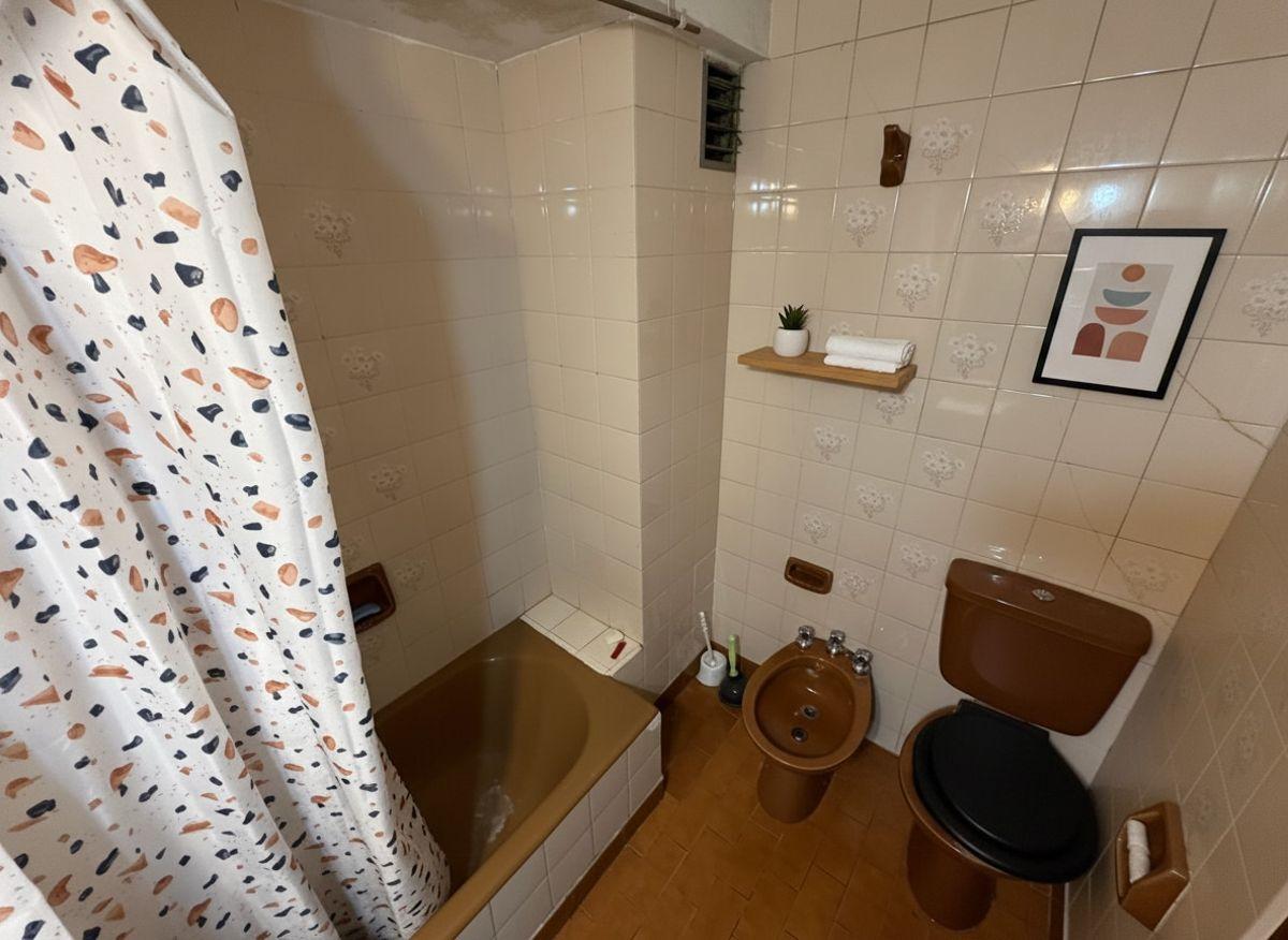 Foto de VENTA DPTO 2 AMB CON BALCÓN Y LAVADERO PISO ALTO LUMINOSO BELGRANO, imagen 1