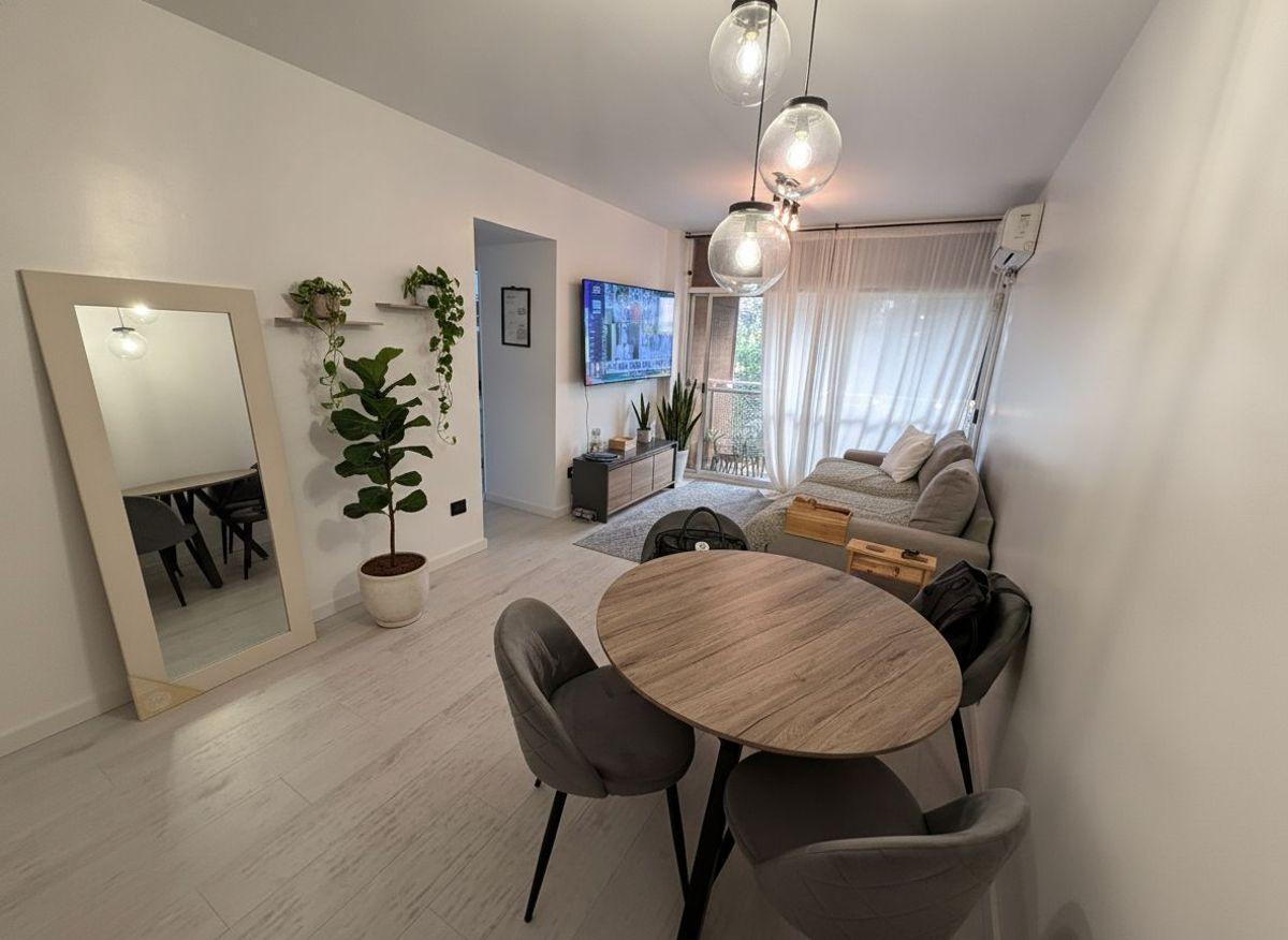 Foto de VENTA DPTO 2 AMBIENTES RAFACCIONADO CON BALCÓN Y AMENITIES, imagen 1