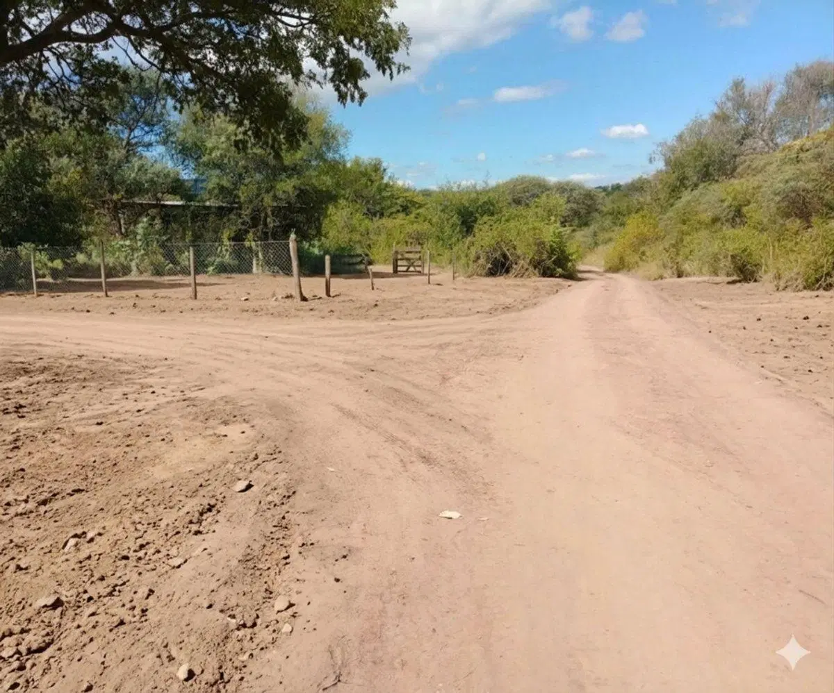 SE VENDE LOTE DE 532 M2 EN SANTA MONICA 5