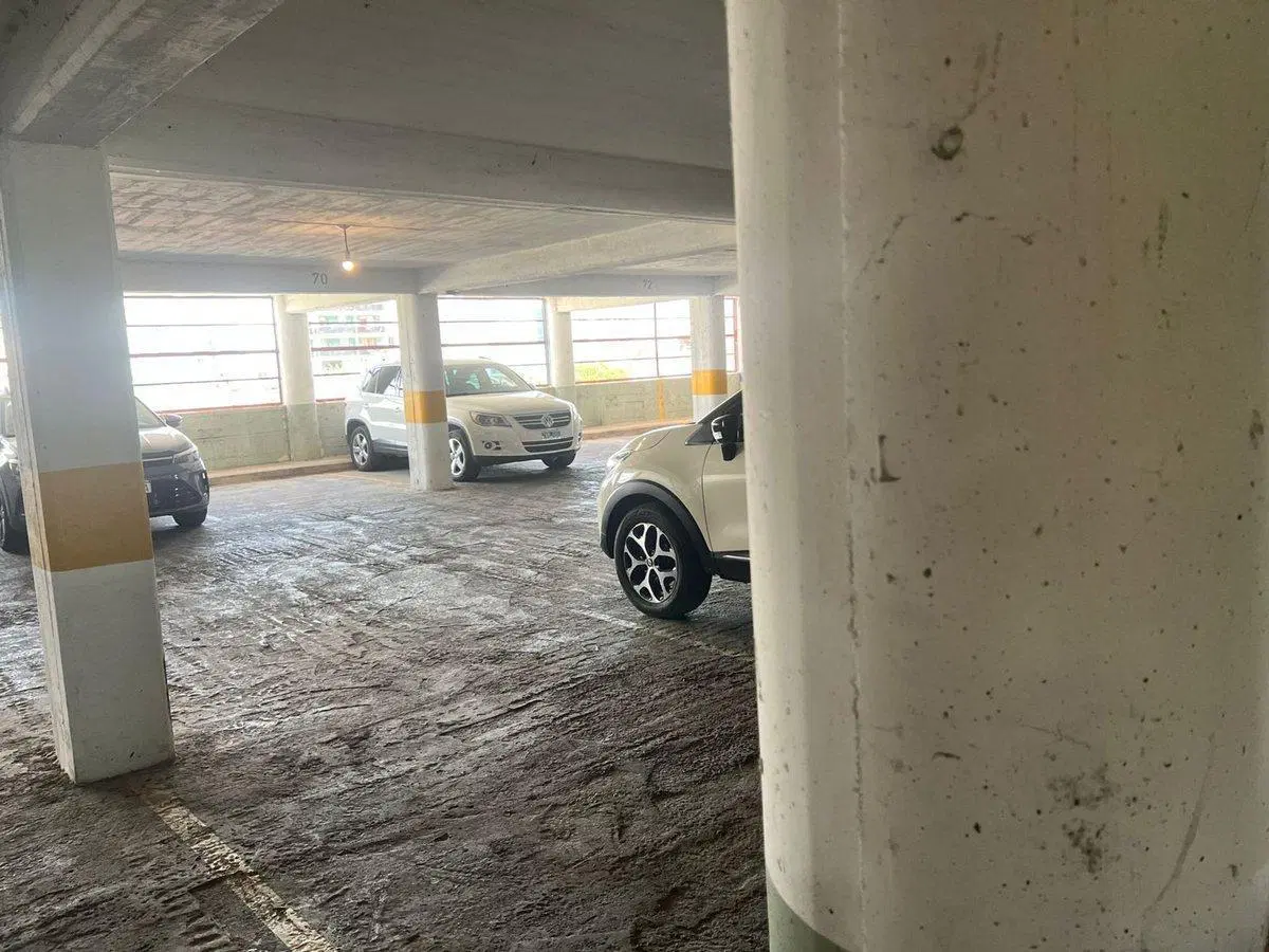 VENTA DE COCHERAS EN EL CENTRO FRENTE A EPEC 2