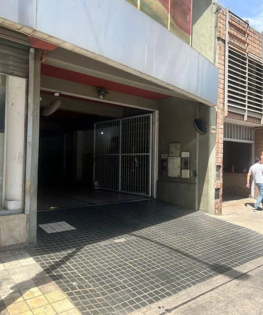 VENTA DE COCHERAS EN EL CENTRO FRENTE A EPEC 3
