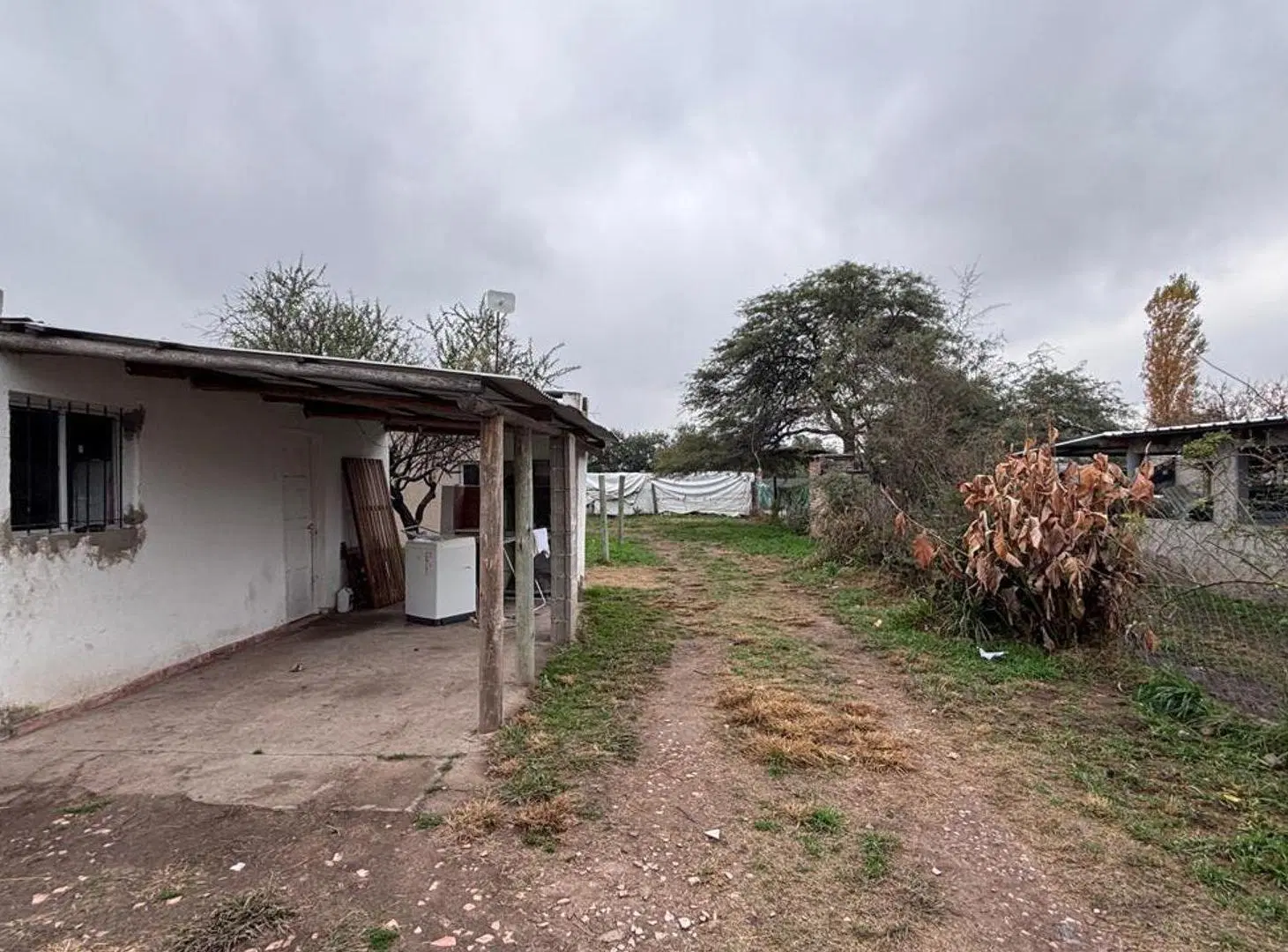 SE VENDE DOS CASAS EN TERRENO DE 525M2 ALTA GRACIA 4
