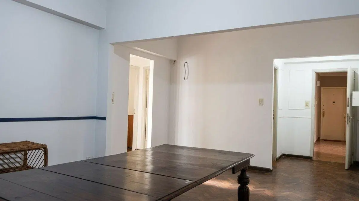 SE VENDE DEPARTAMENTO 2 DORMITORIOS B° CENTRO 2