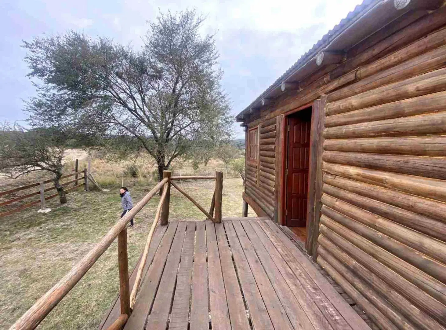 VENTA CABAÑA MONOAMBIENTE CLUB DE CAMPO LA FALDA 4