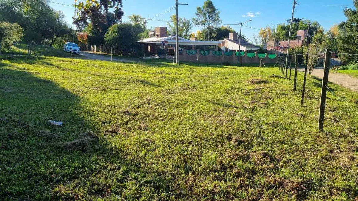 SE VENDE LOTE 545M2 B PLAYAS DE ORO CON ESCRITURA 4
