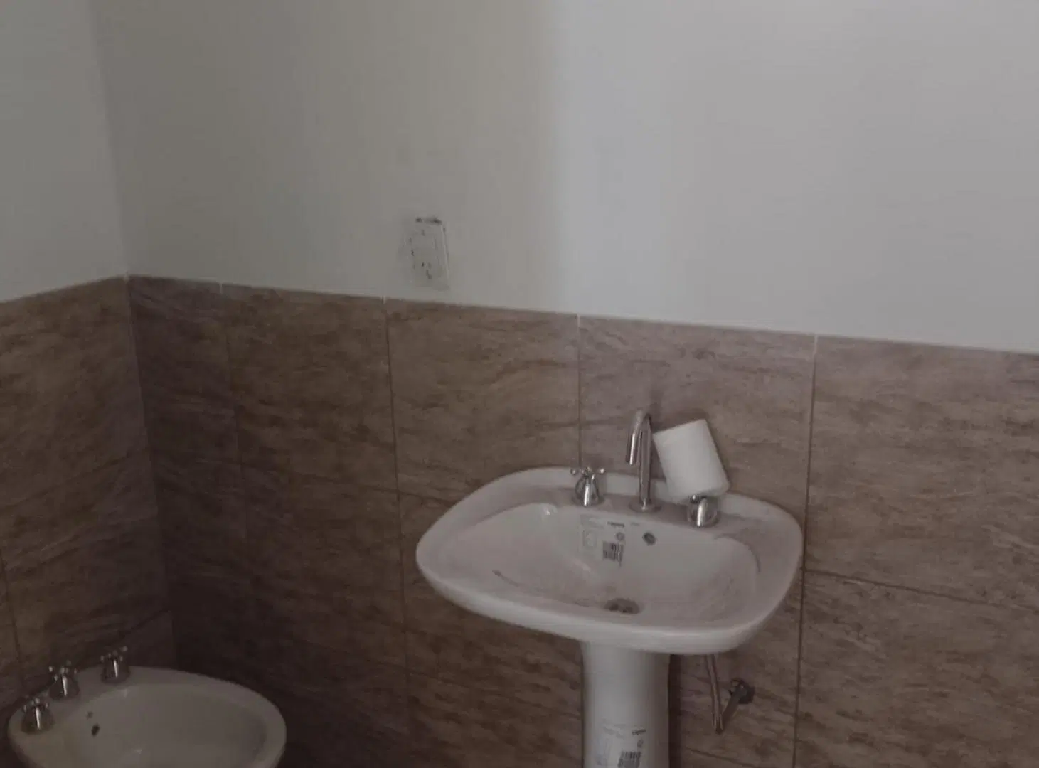 VENTA CASA A REFACCIONAR 3 DORM VILLA ALLENDE 5