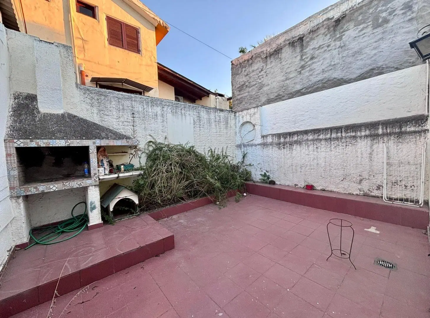 ALQUILER CASA ALTA B MATIENZO C/COCHERA Y PATIO 3