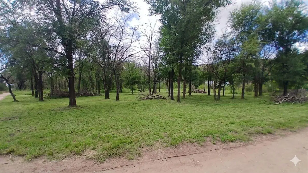 SE VENDE LOTE DE 684 M2 EN CERRO DE ORO 5