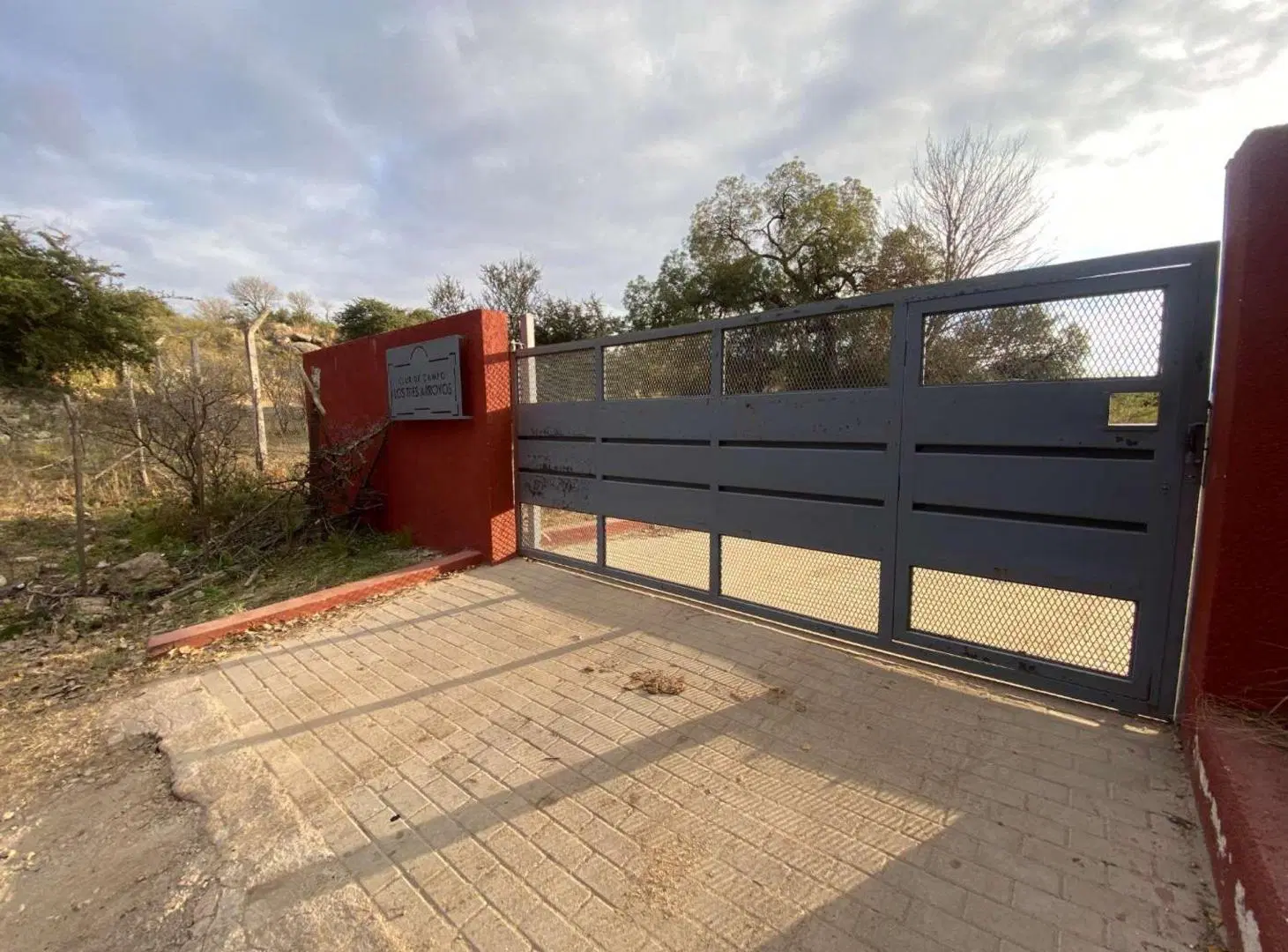 VENTA TERRENO 927 M2 LA FALDA EN 60 CUOTAS FIJAS 2
