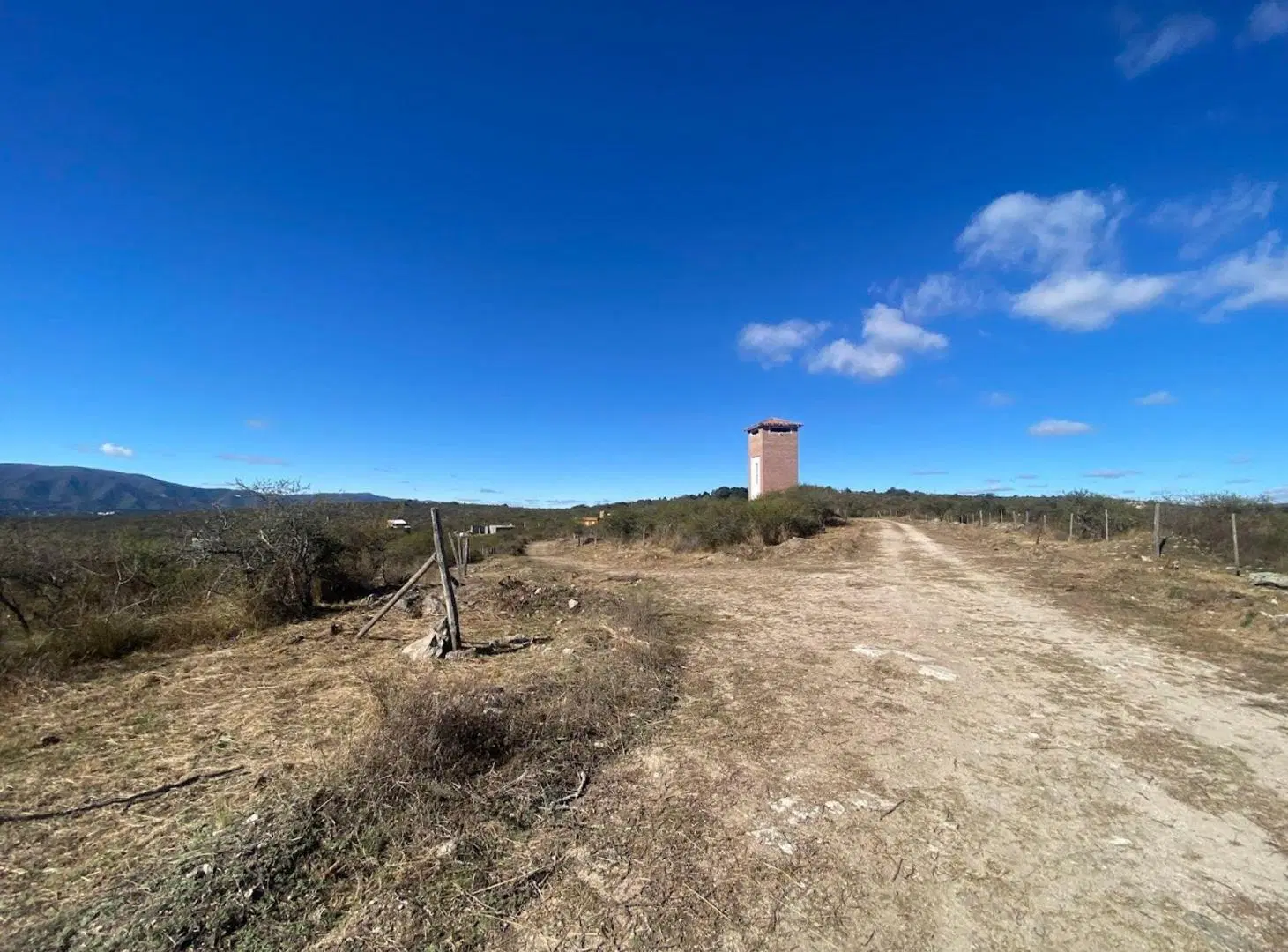 VENTA TERRENO 927 M2 LA FALDA EN 60 CUOTAS FIJAS 4