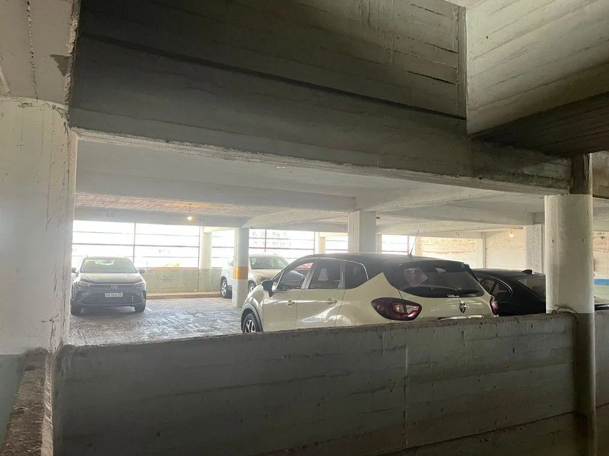 VENTA DE COCHERAS EN EL CENTRO FRENTE A EPEC 4
