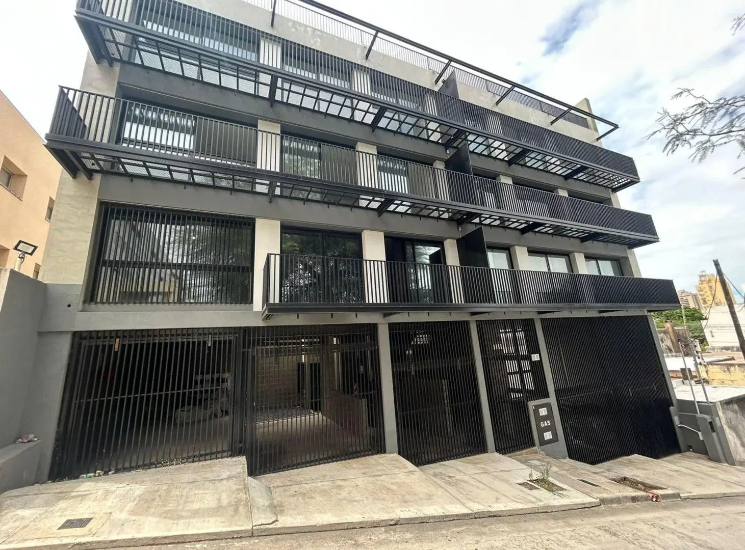 VENTA DEPARTAMENTO GUEMES FINANCIADO 60 CUOTAS 8