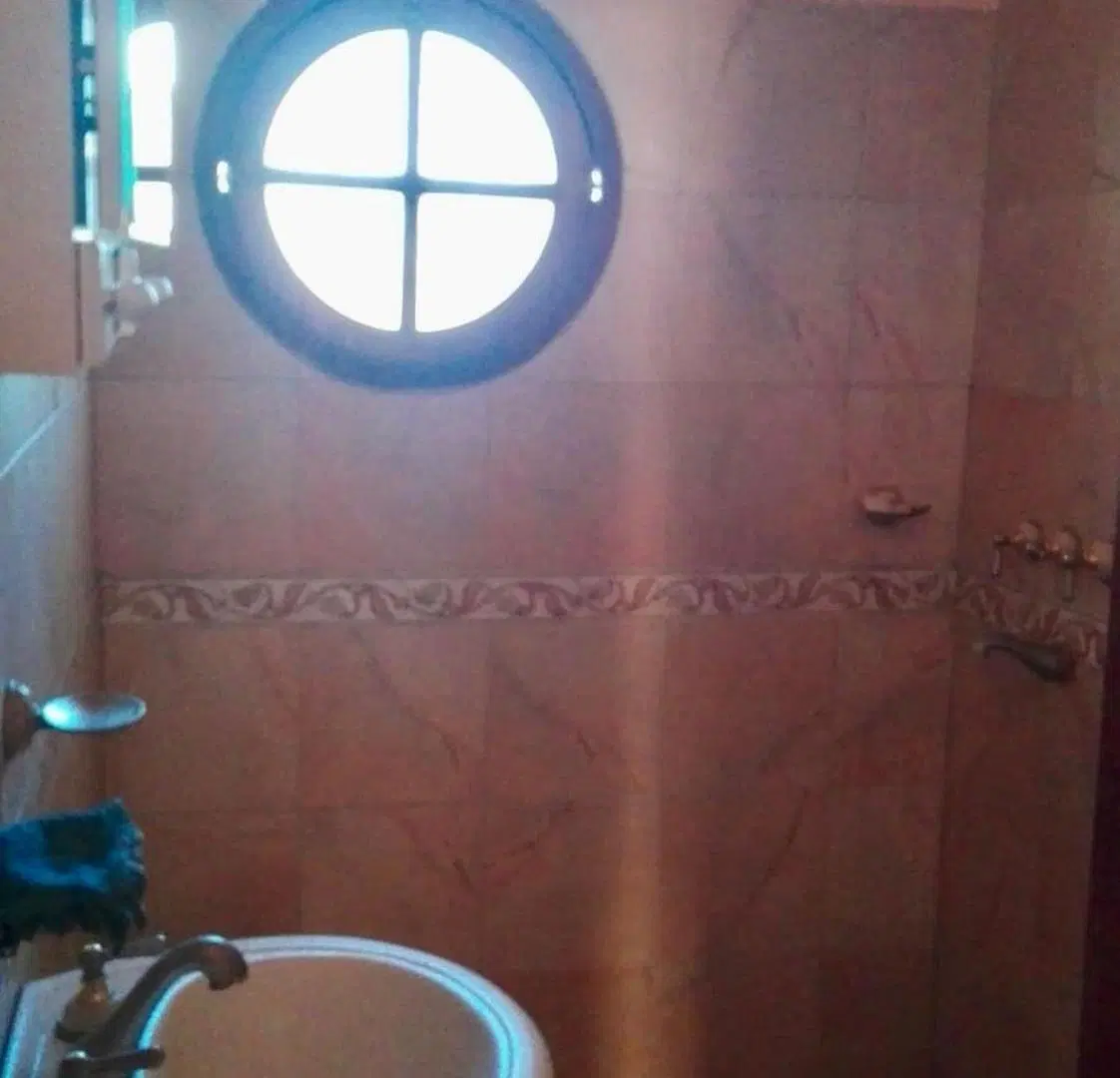 VENTA CASA 3 DORM CON PILETA EN VILLA LOS AROMOS 3