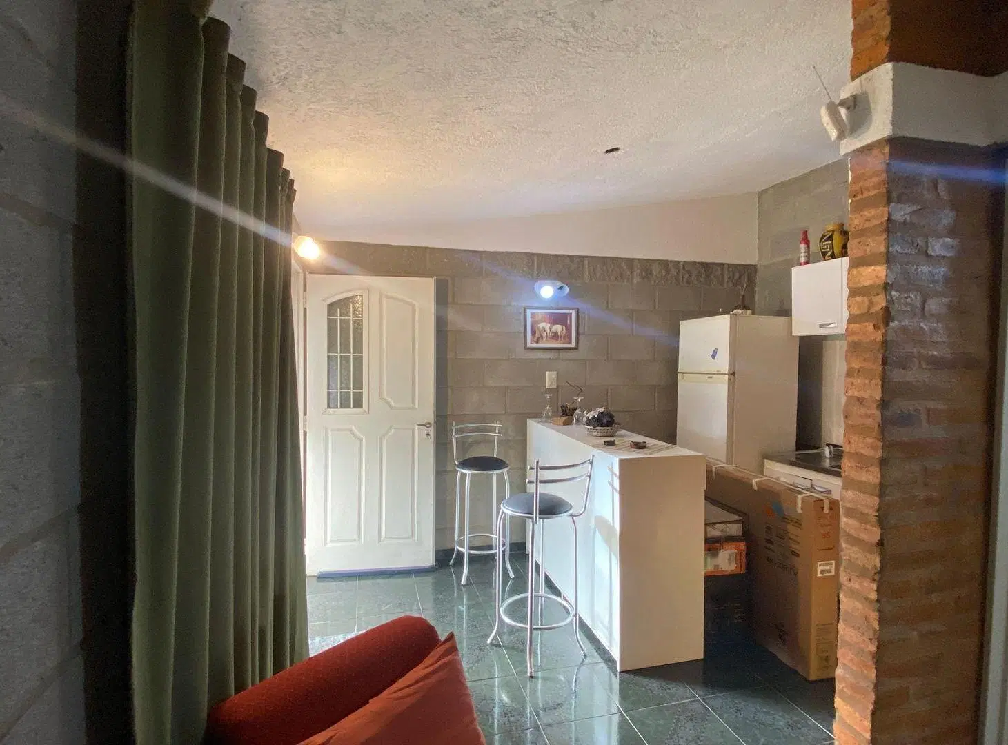 VENTA 3 CASAS CON 2 PILETAS Y ESCRITURA LA GRANJA 8