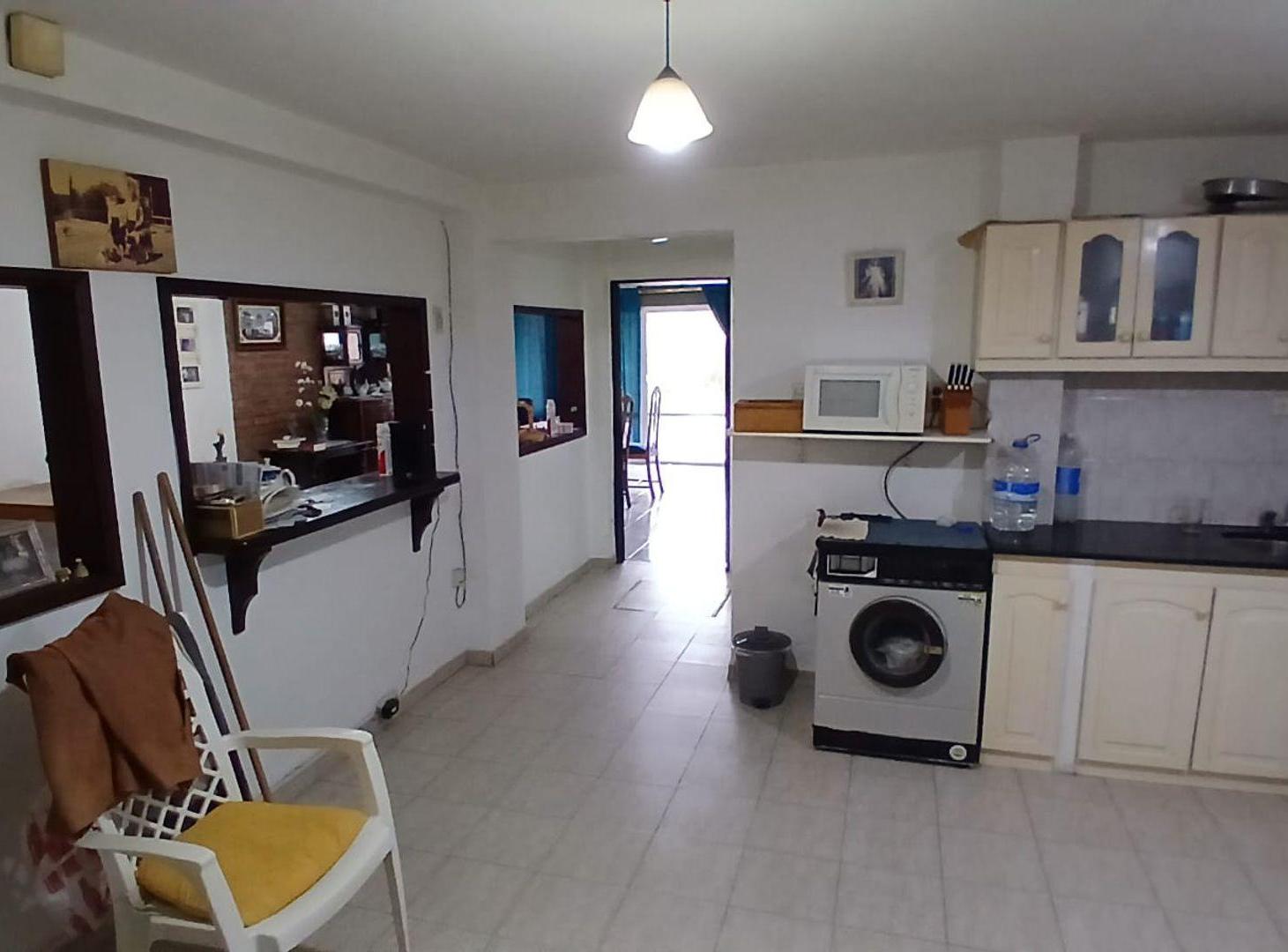Foto de SE VENDE CASA + DEPARTAMENTO + LOCAL B VILLA ADELA, imagen 3