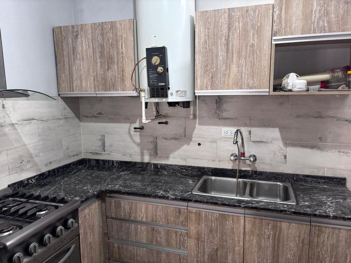 Foto de SE VENDE CASA + DEPARTAMENTO + LOCAL B YOFRE SUR, imagen 4