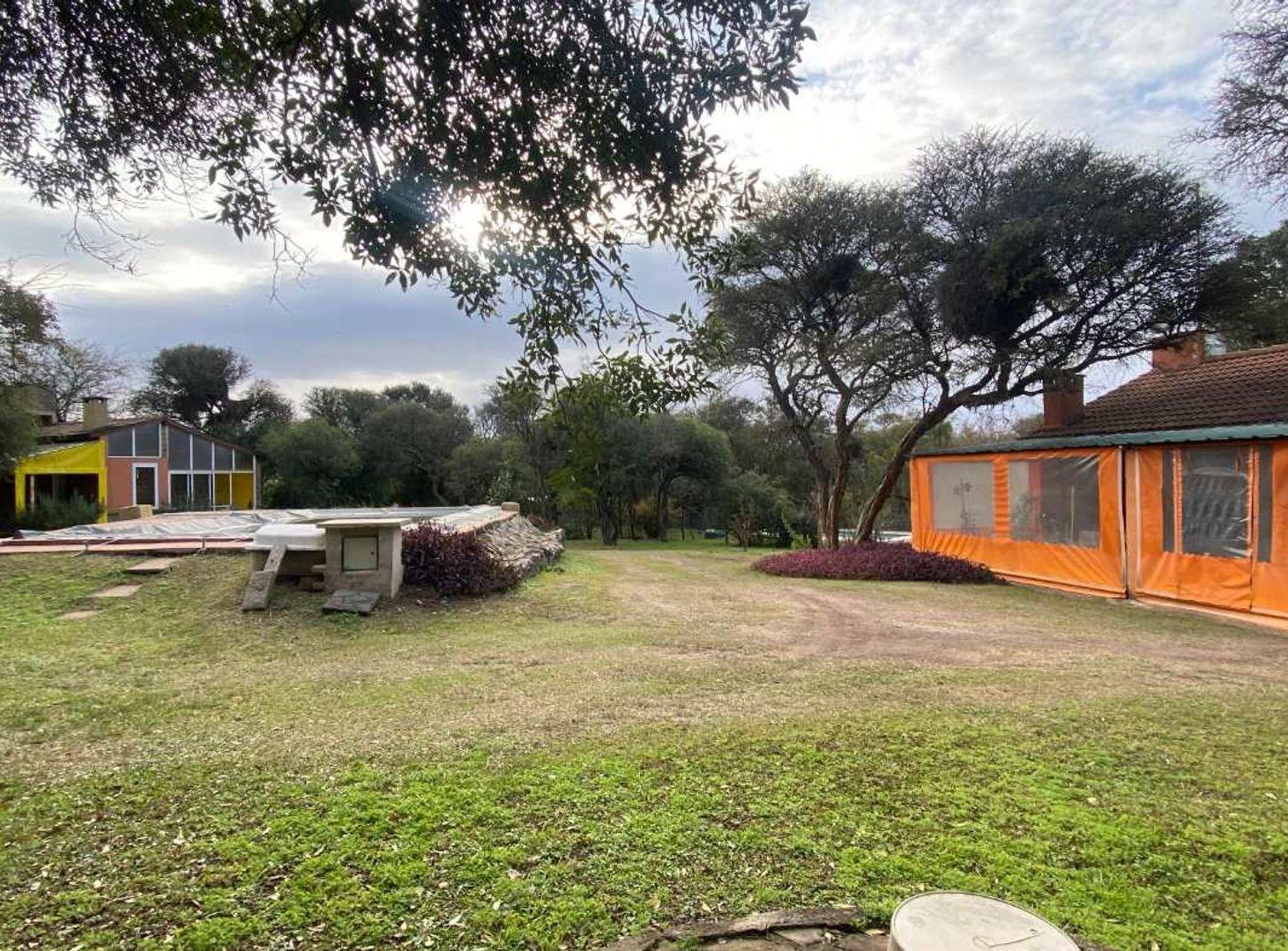 Foto de VENTA 3 CASAS CON 2 PILETA VERTIENTES DE LA GRANJA, imagen 4