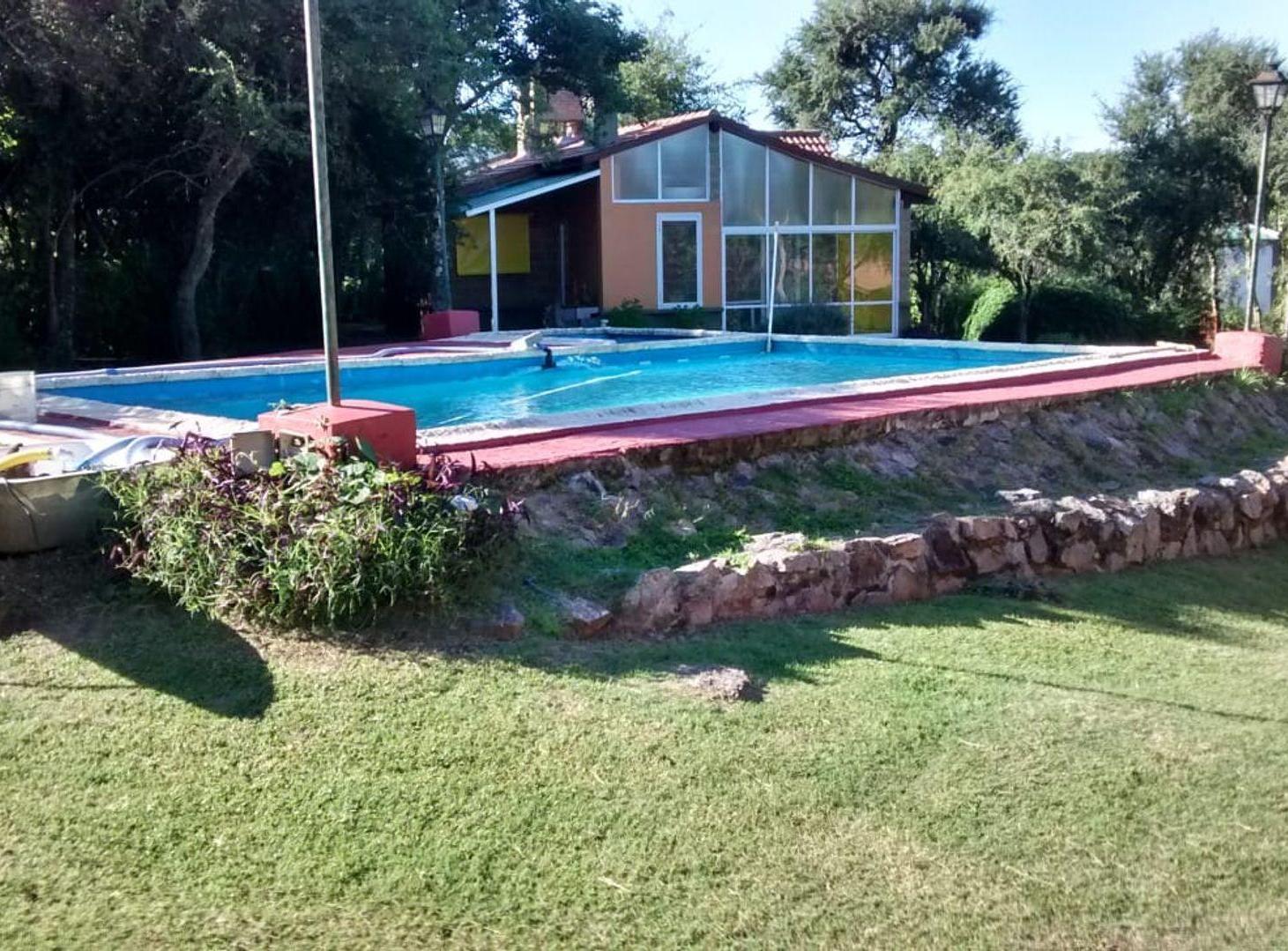 Foto de VENTA 3 CASAS CON 2 PILETA VERTIENTES DE LA GRANJA, imagen 4