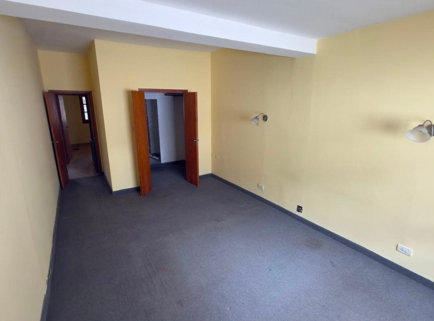 Foto de ALQUILER CASA SOBRE AVENIDA LEANDRO ALEM, imagen 3