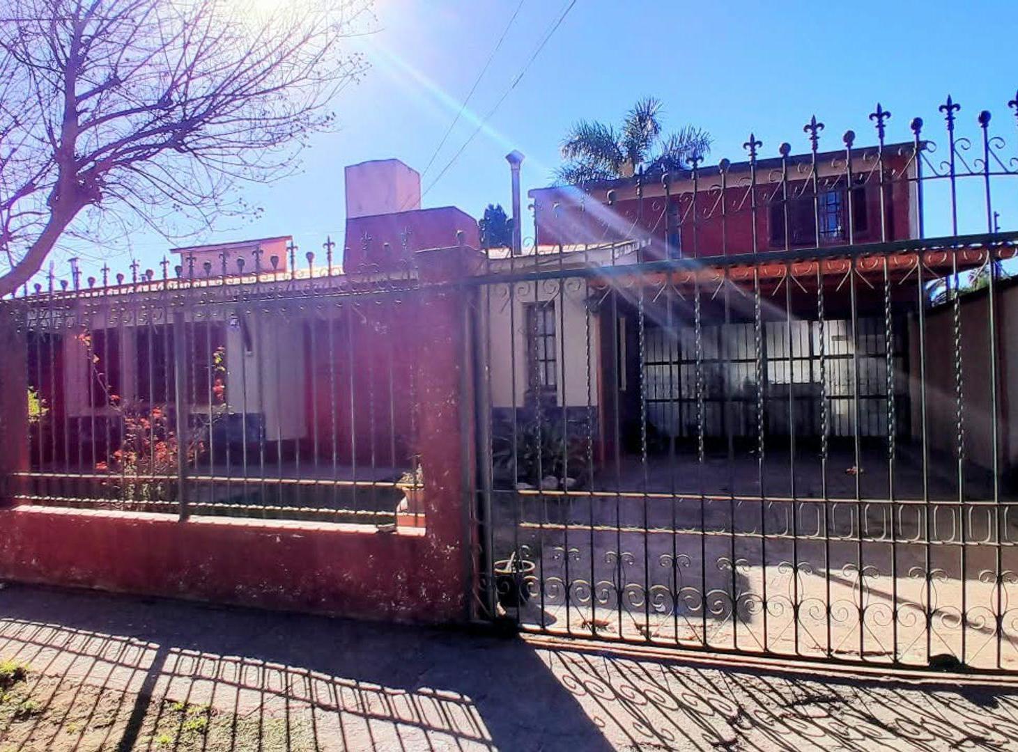 Foto de Venta casa 4 dormitorios B. Matienzo c/pileta, imagen 3