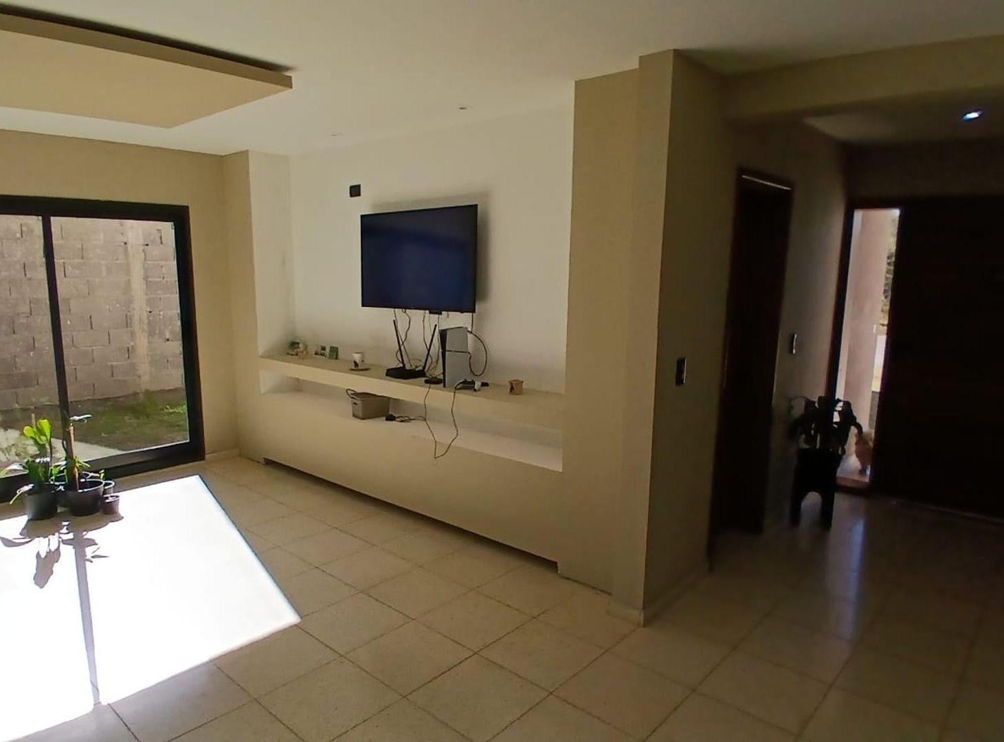 Foto de SE VENDE CASA DE 5 DORMITORIOS EN JESUS MARIA, imagen 1