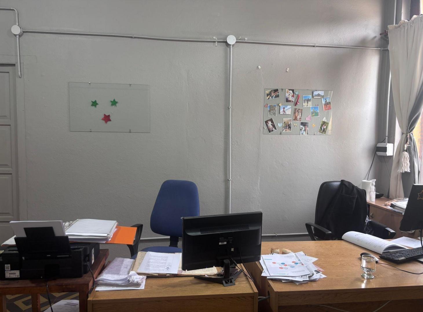 Foto de SE VENDE CASA C/ 3 LOCALES Y ESCRITURA EN LA PAZ, imagen 2