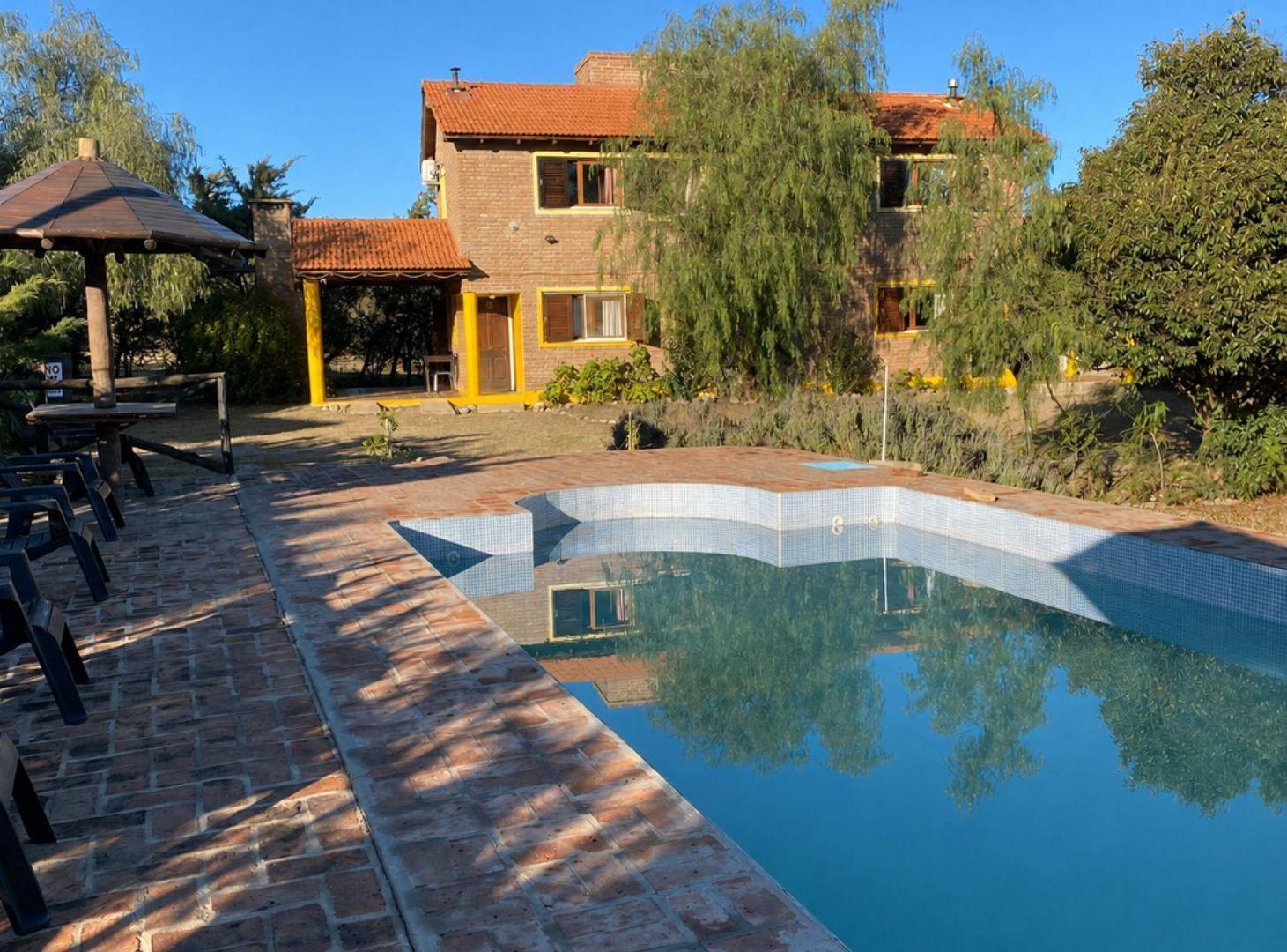 Foto de VENDE PERMUTA COMPLEJO CABAÑAS CAPILLA DEL MONTE, imagen 1