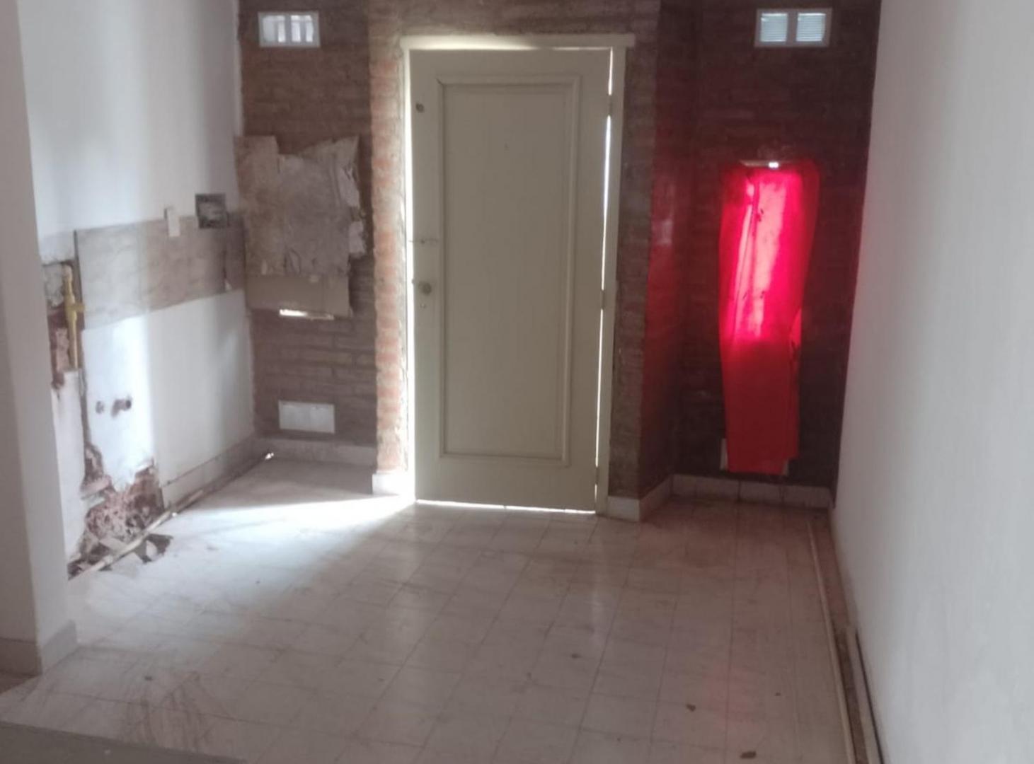 Foto de VENTA CASA A REFACCIONAR 3 DORM VILLA ALLENDE, imagen 4