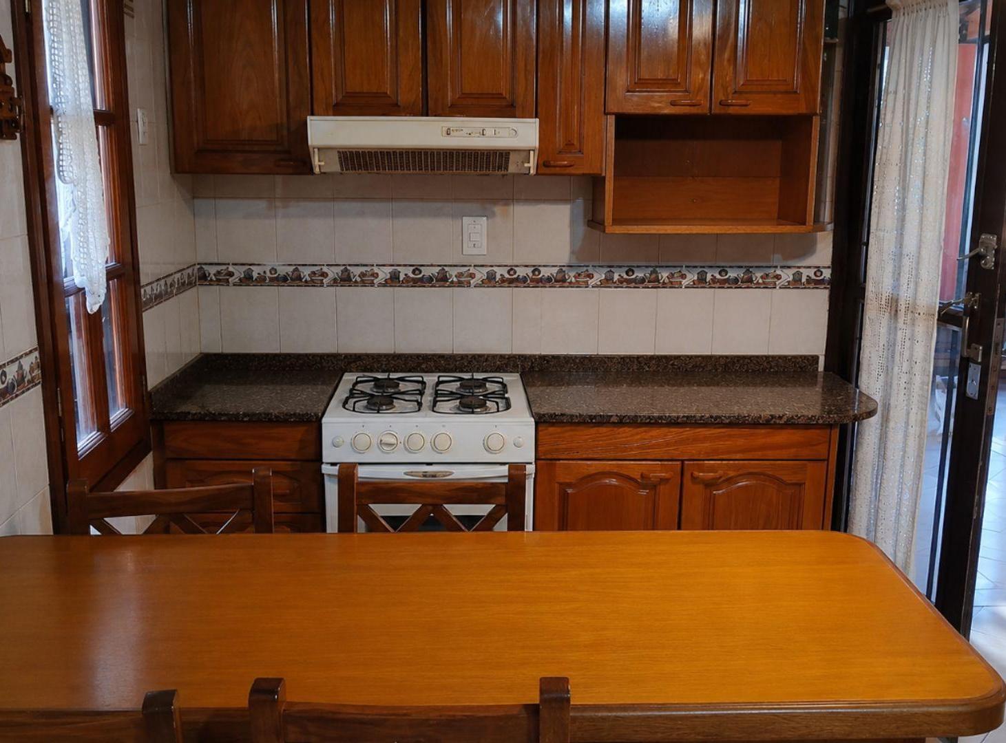 Foto de VENTA CASA 3 DORM CON PILETA EN TALAR MENDIOLAZA, imagen 1